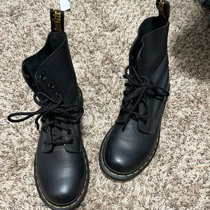 Size 6 doc martens
